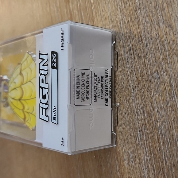 FiGPiN - Disney Princess Belle #226 - Picture 7 of 7